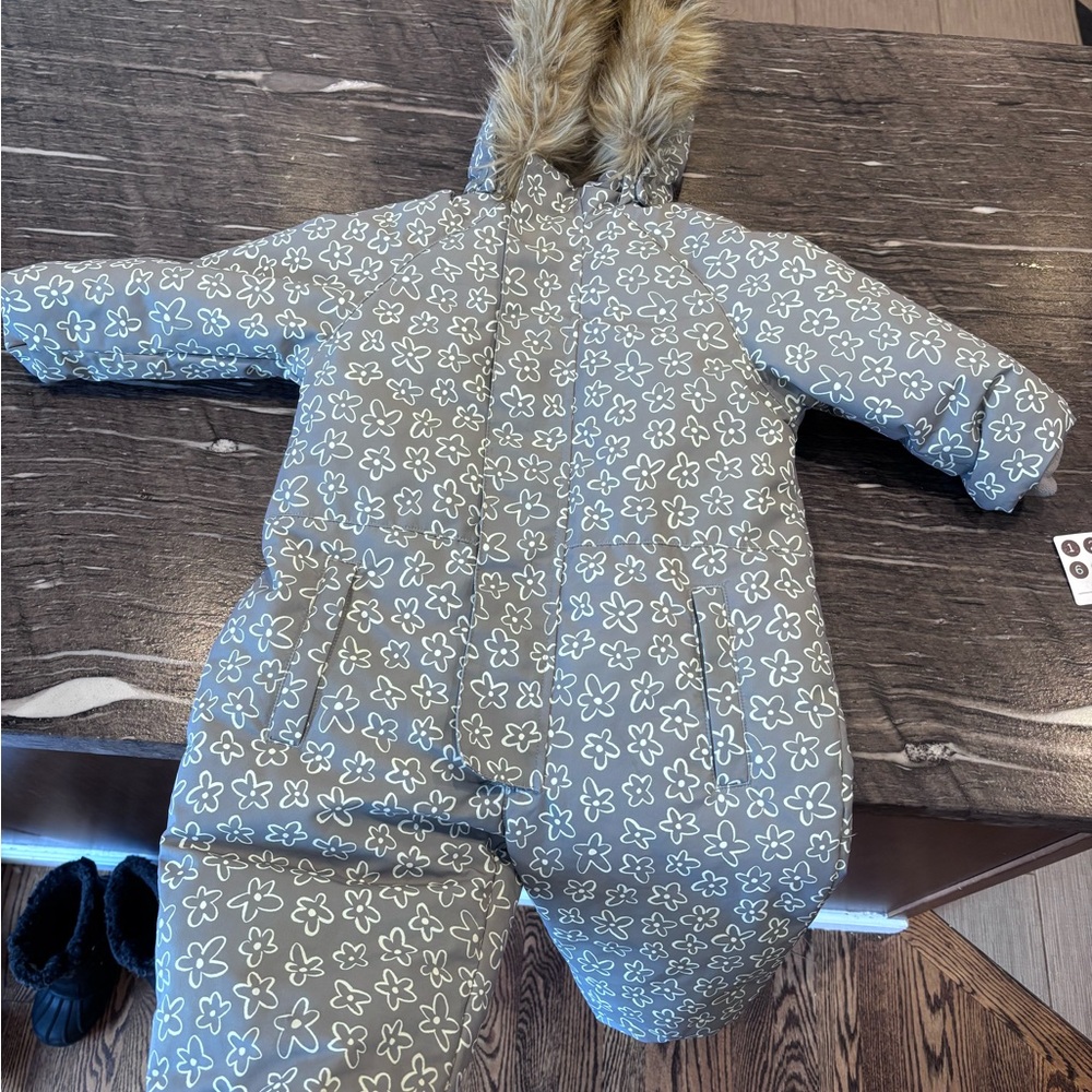 Rylee + Cru Floral Snowsuit with Faux Fur Hood (2-3T)